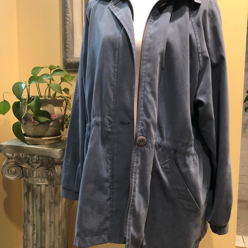 London Fog Limited Edition Women’s Jacket, Size L